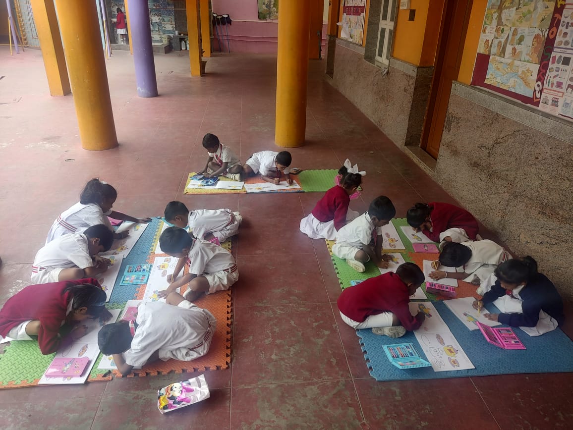 drawing competation at Aakkamahadevi-international-school